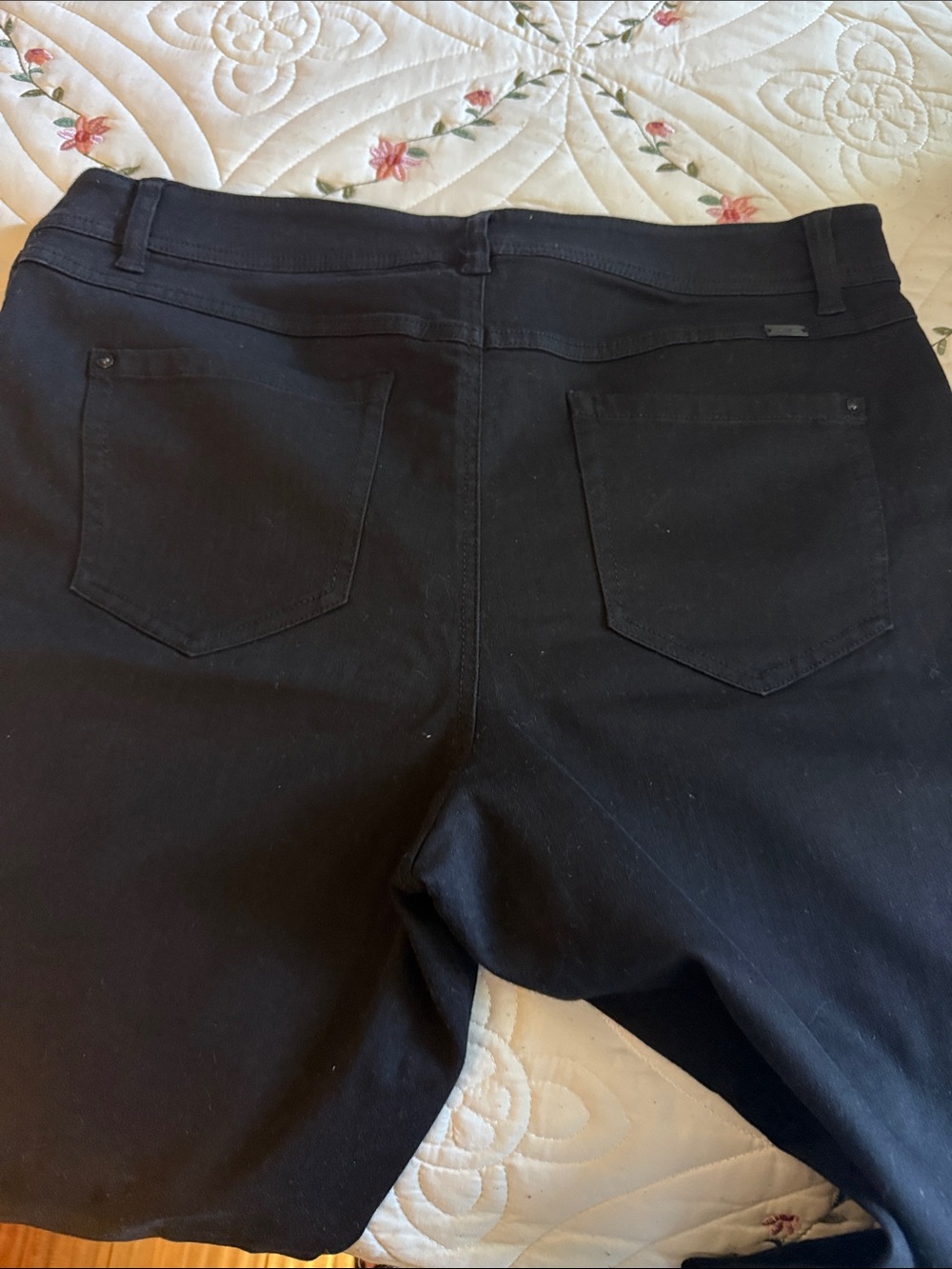 Women’s Black Slim Stretch Jeans